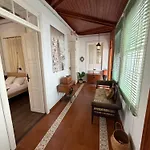 Casa Antigua