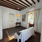 Casa Antigua * ארונה