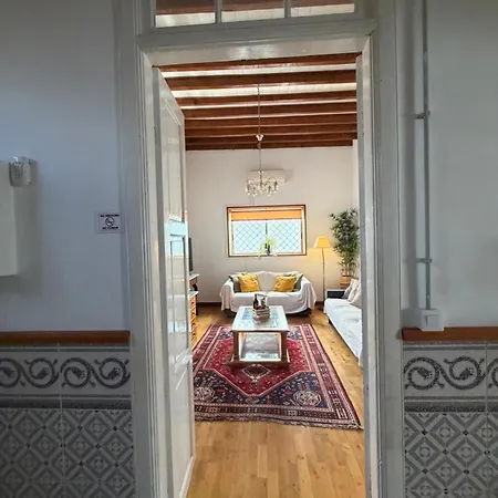 Casa Antigua *